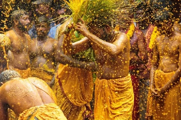 Ways to Celebrate Holi Across India